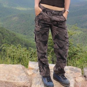 Wrangler camo cargo pants